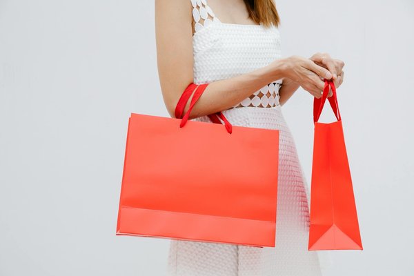 Icônes de Mode Françaises : Ces Marques Qui Ont Révolutionné le Globe